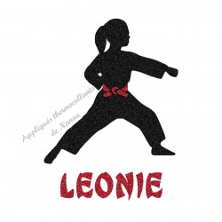Appliqué thermocollant arts martiaux karaté judo personnalisé fille en flex pailleté