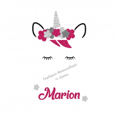 Licorne fleurie prénom personnalisé en appliqué thermocollant pailleté